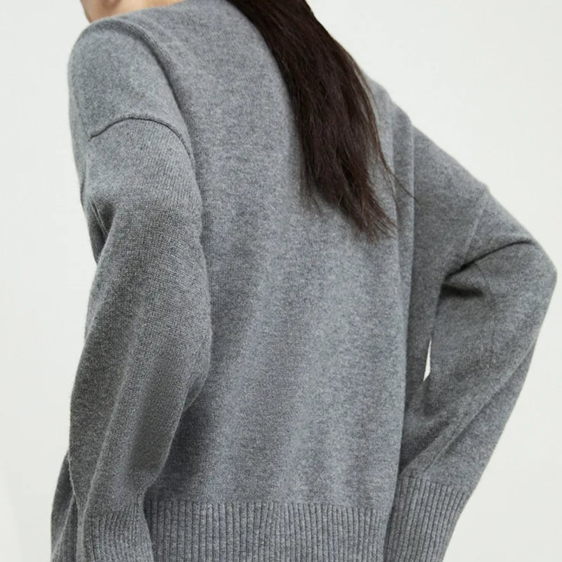 Minimalist Style Loose Fit Wool Blended Knitted Jumper